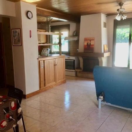 Superbe Appartement En Residence Avec Patio Villeneuve-lès-Maguelonne Exteriör bild