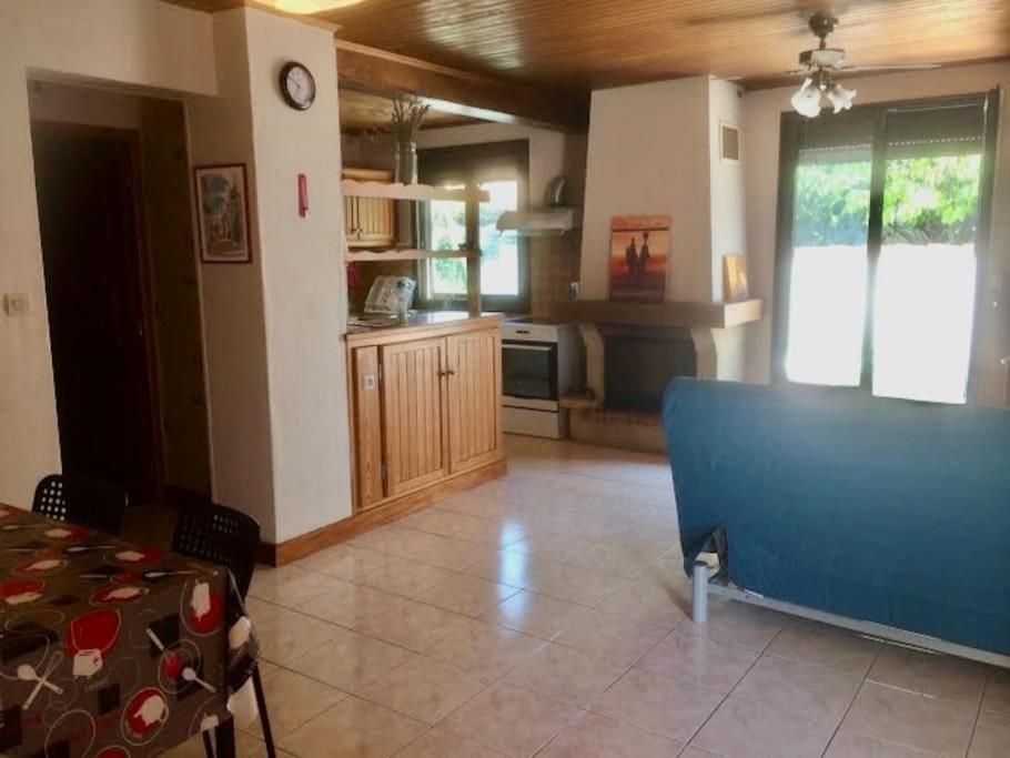 Superbe Appartement En Residence Avec Patio Villeneuve-lès-Maguelonne Exteriör bild