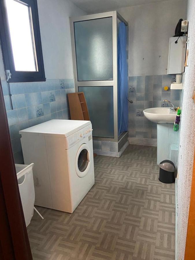 Superbe Appartement En Residence Avec Patio Villeneuve-lès-Maguelonne Exteriör bild